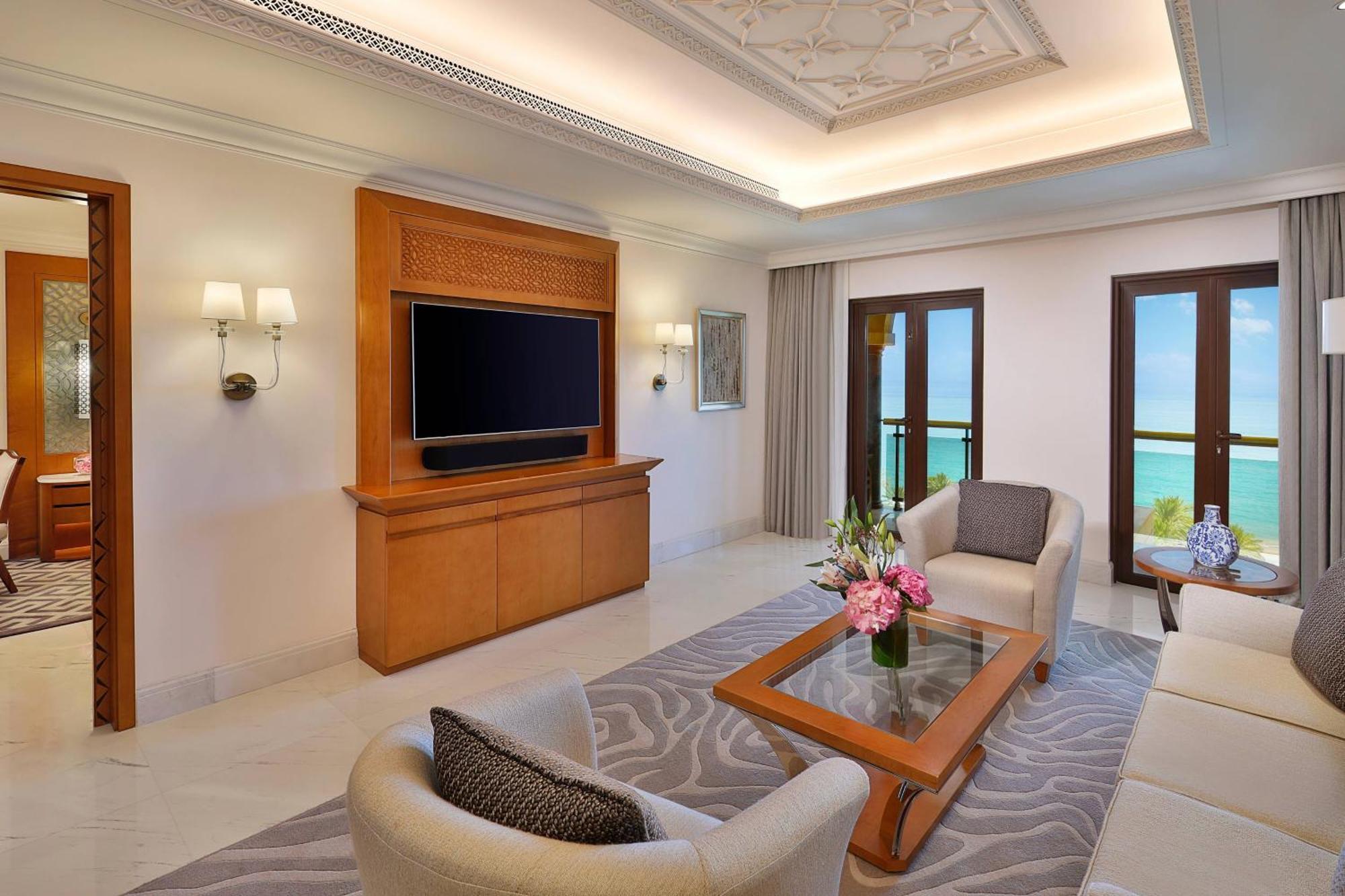 Al Bustan Palace, A Ritz-Carlton Hotel Muscat Exterior photo Living room of a suite