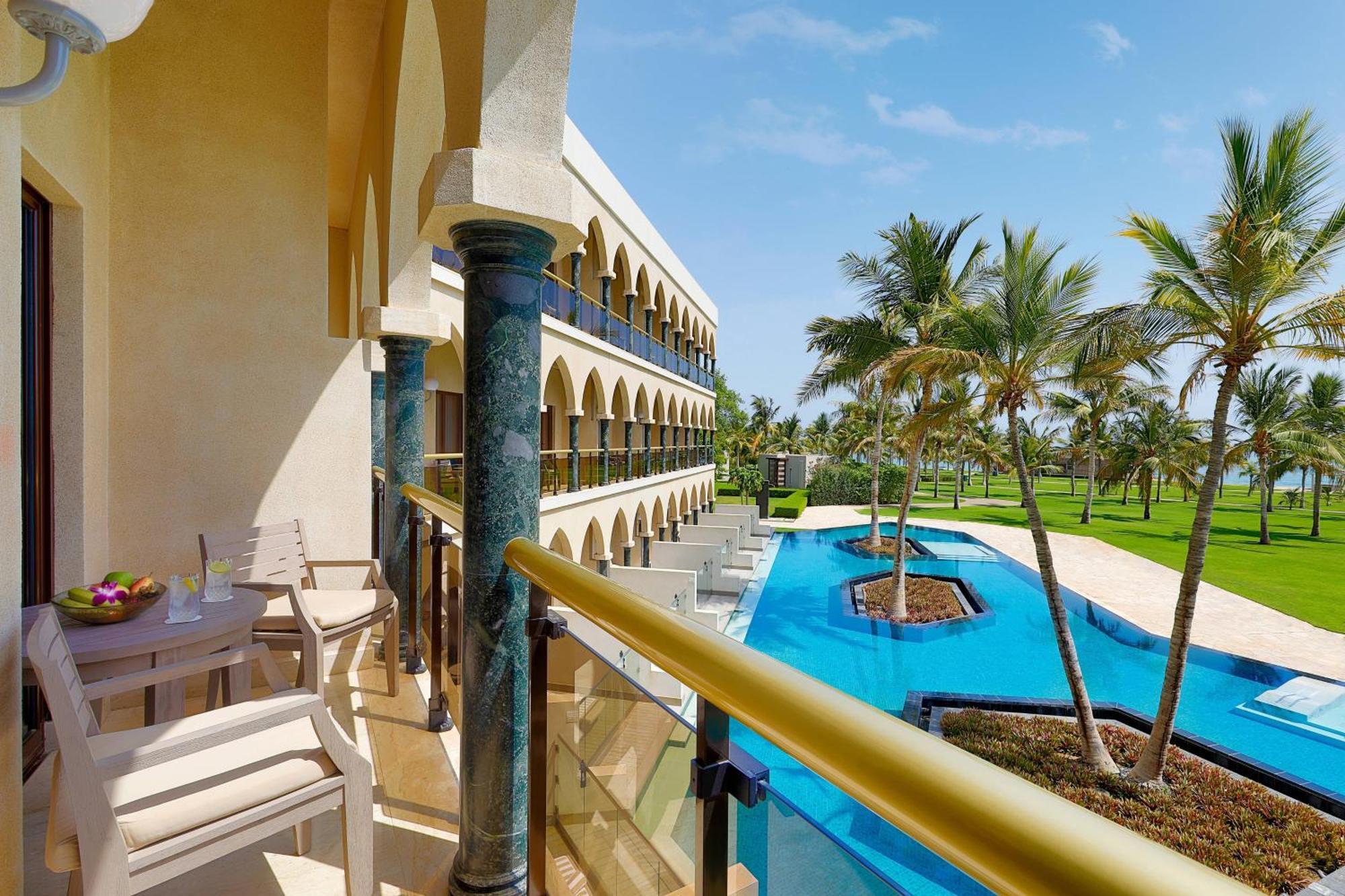 Al Bustan Palace, A Ritz-Carlton Hotel Muscat Exterior photo The Oberoi, Mumbai