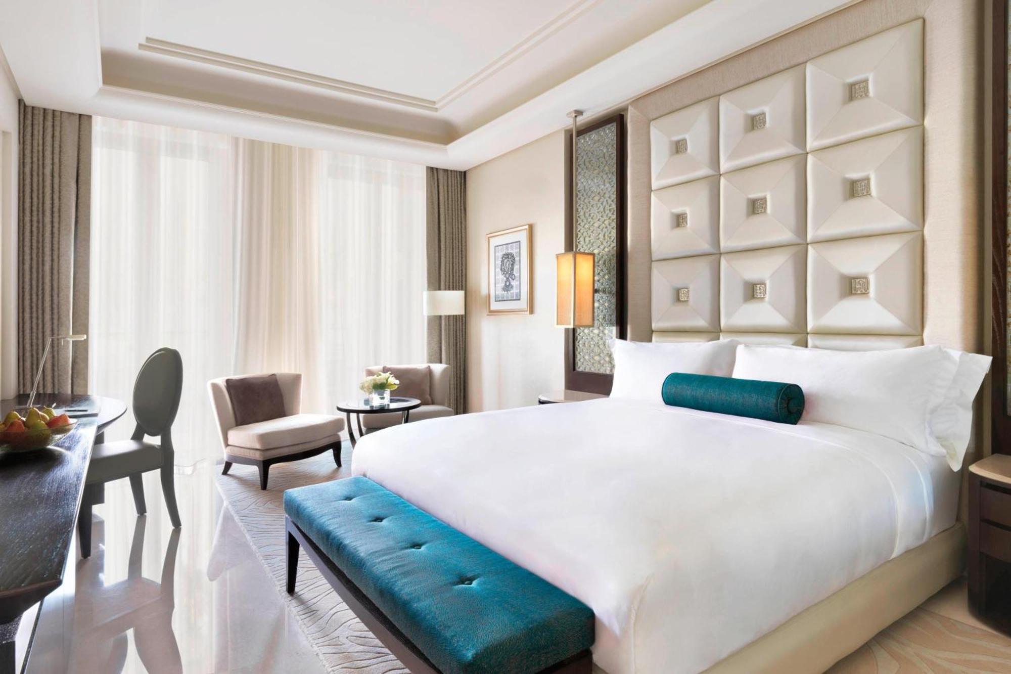Al Bustan Palace, A Ritz-Carlton Hotel Muscat Exterior photo Deluxe Room