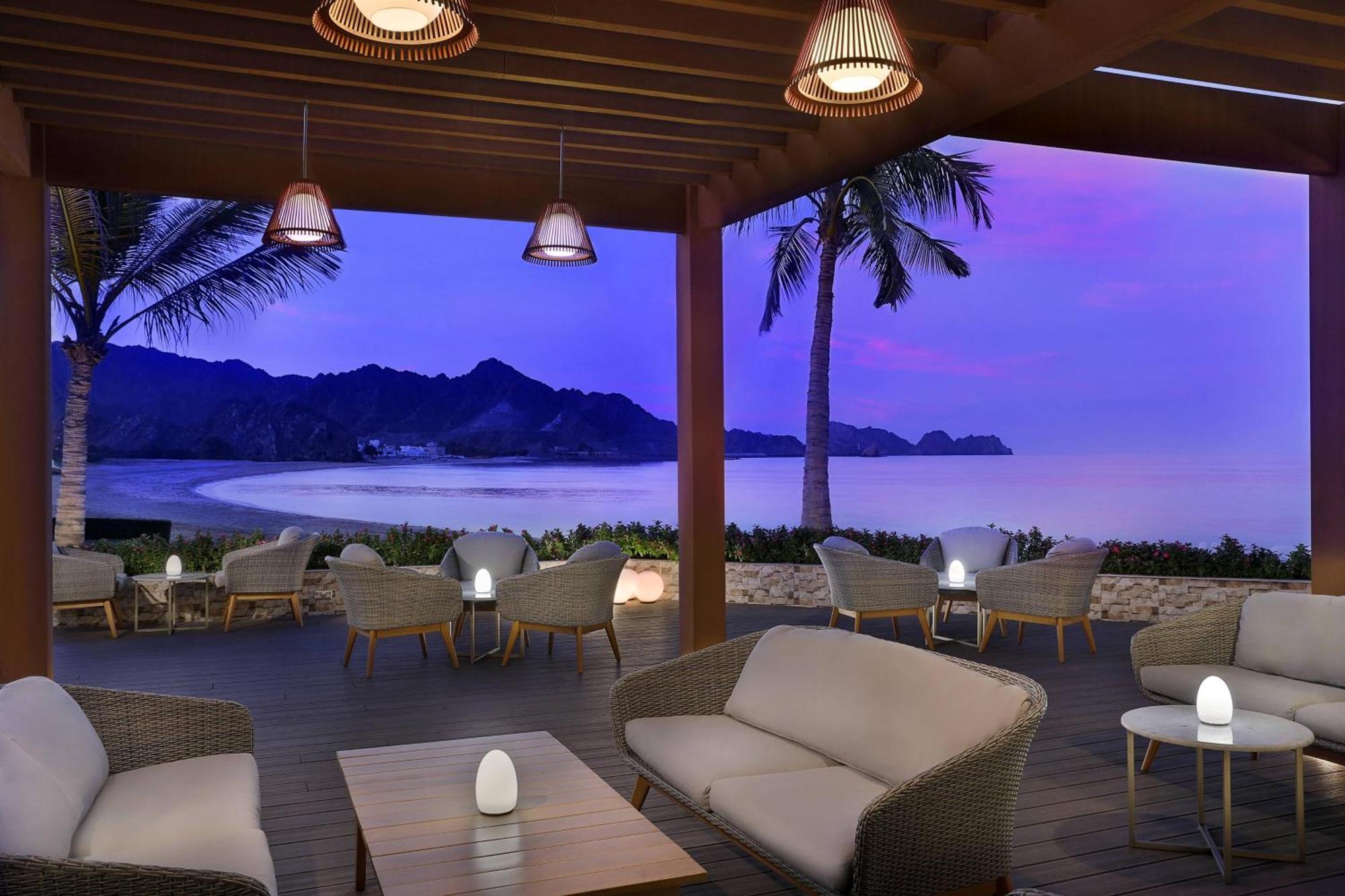 Al Bustan Palace, A Ritz-Carlton Hotel Muscat Exterior photo The Beach Club