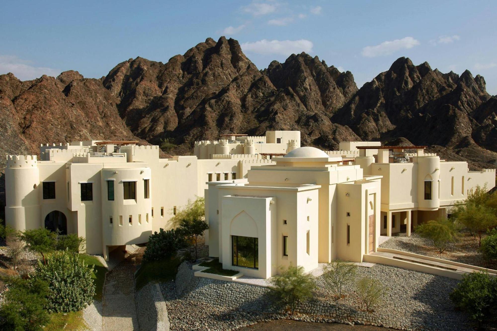 Al Bustan Palace, A Ritz-Carlton Hotel Muscat Exterior photo The Ritz-Carlton, Al Bustan